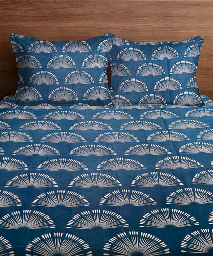 Blue Horizon Flat Double Bedsheet With 2 Pillow Covers