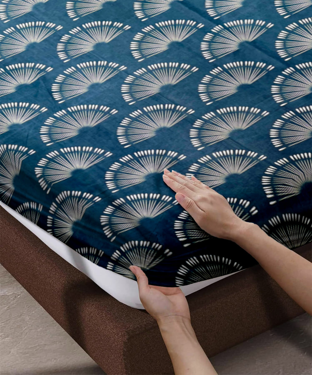 Blue Horizon Fitted Bedsheet With Pillow Cover