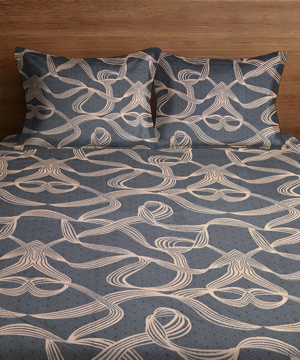 Tangle Muse Flat Double Bedsheet With 2 Pillow Covers