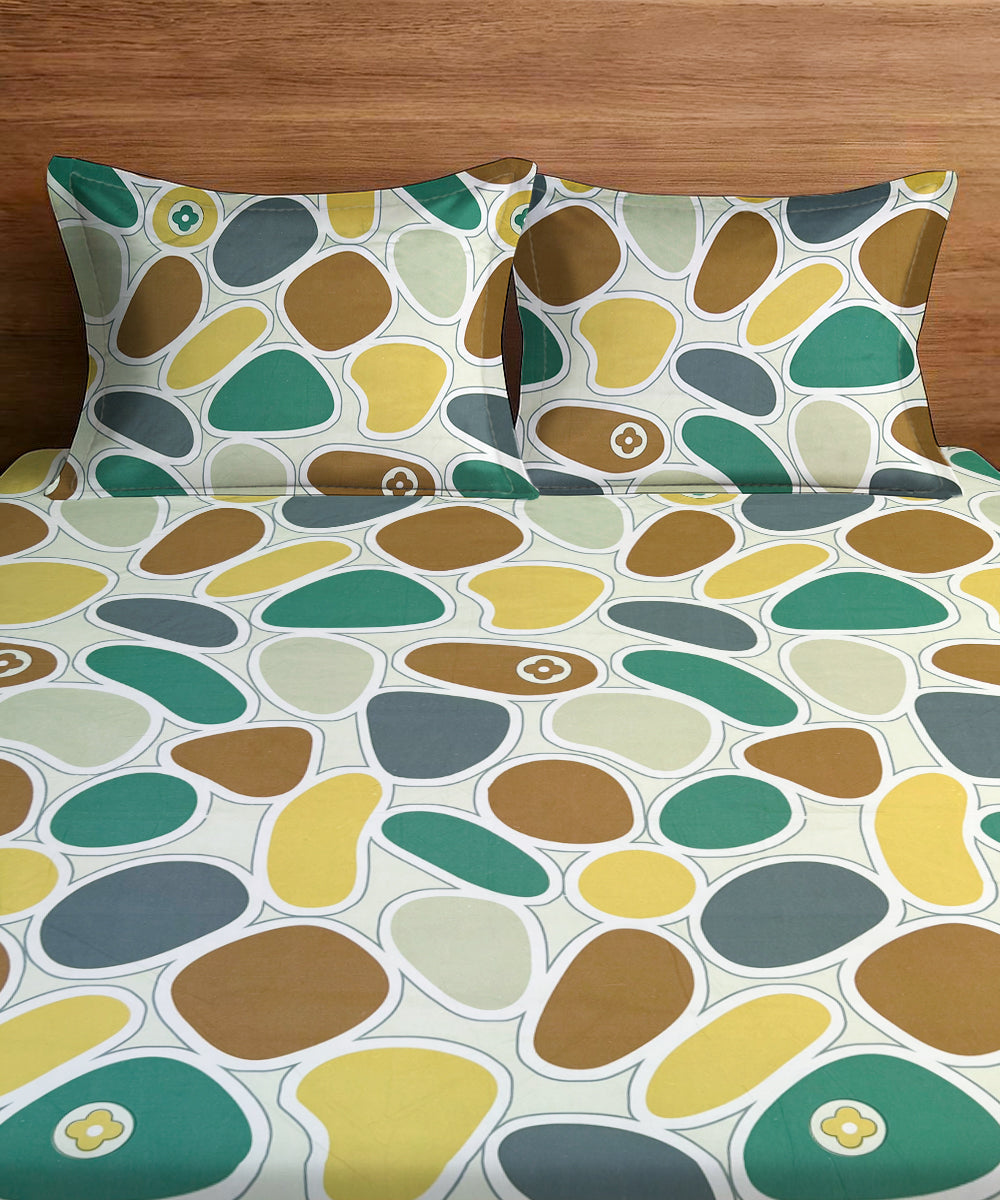 Nature's Canvas King Size Bedsheet With 2 Pillow Cover