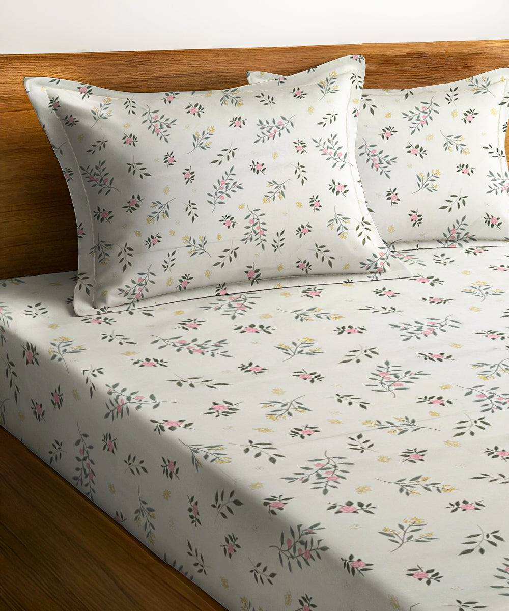 Lily Bloom King Size Bedsheet With 2 Pillow Cover