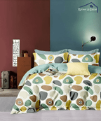 Nature's Canvas   King Size Bedsheet With 2 Pillow Cover