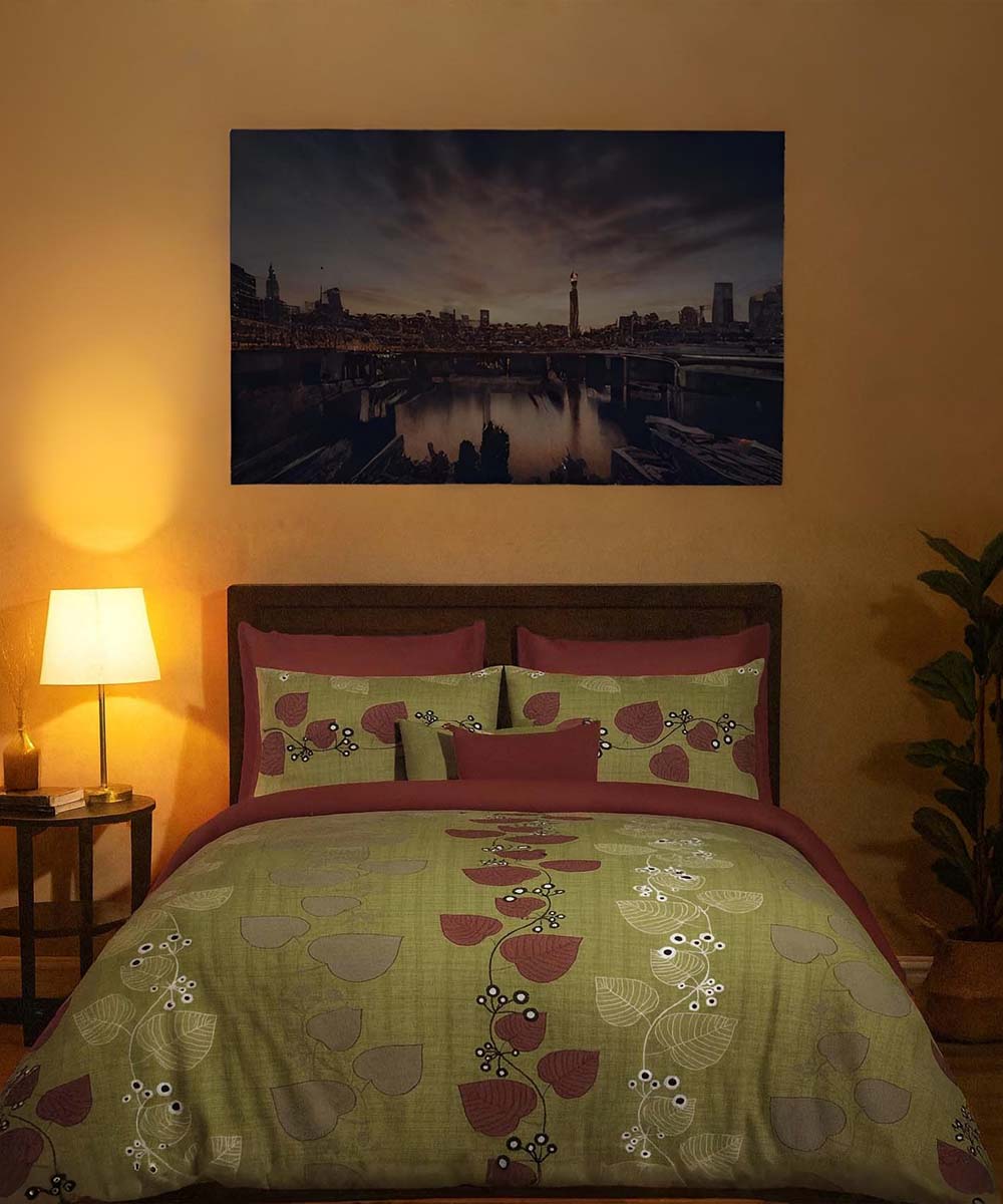 Leafy Charm – Red & Olive 200 GSM Pure Cotton Double Bedsheet With Pillow Covers |90x100 inches