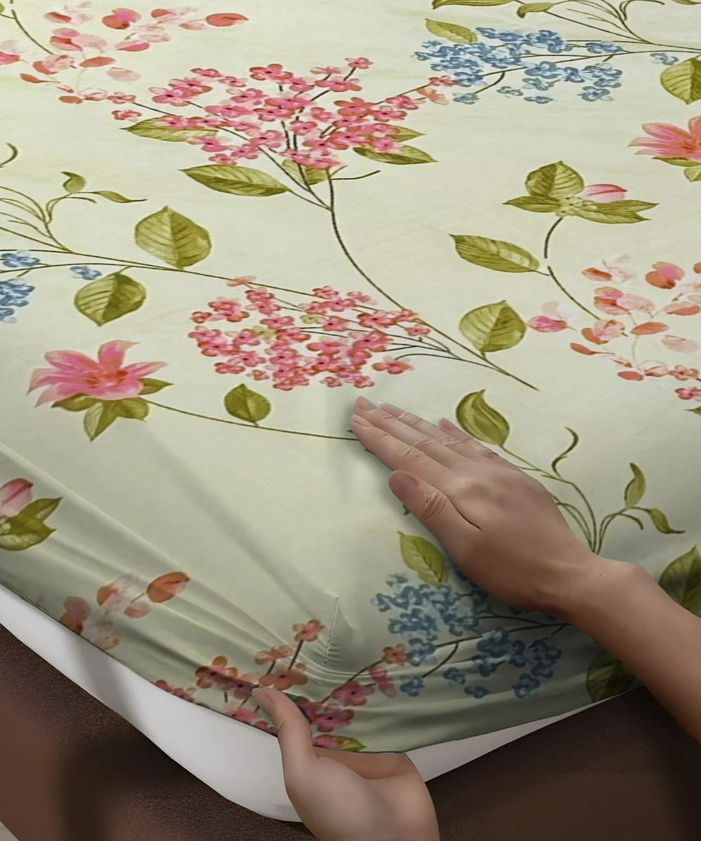 Garden Breeze King Size Bedsheet With 2 Pillow Cover