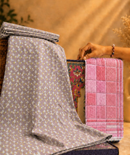 UPHAAR Pure Cotton Home Comfort Combo Set | Floral King Size Bedsheet with 2 Soft Hand Towels