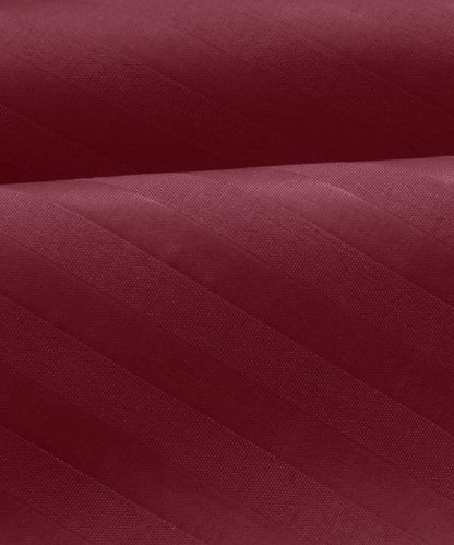 Maroon Super King Fitted Bedsheet With 2 Pillow Covers