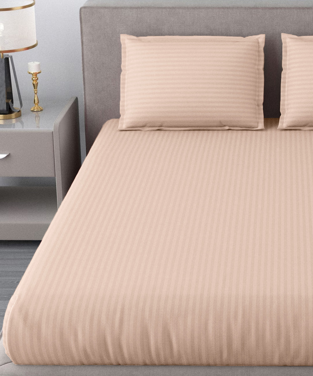Cream Super King Fitted Bedsheet With 2 Pillow Covers