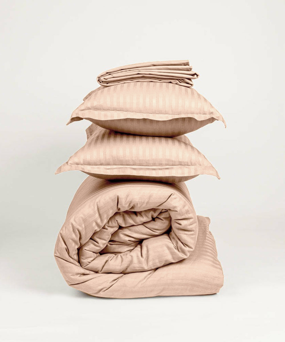Cream Fitted Bedsheet With Pillow Cover