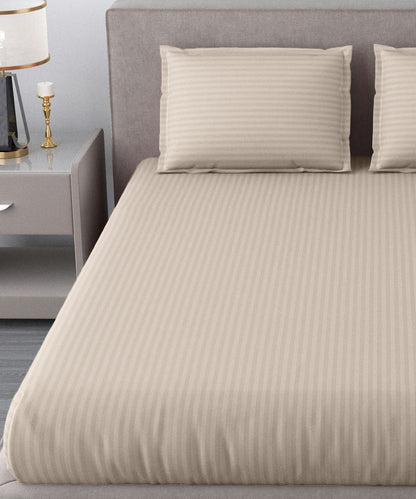 Beige King fitted Bedsheet With 2 Pillow Covers