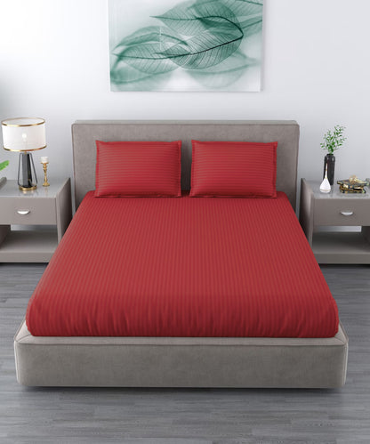 Red Super King Fitted Bedsheet With 2 Pillow Covers