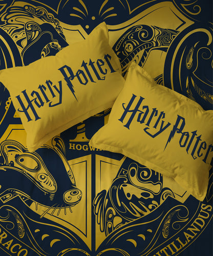 Harry Potter Hogwarts Crest Bedsheet with 2 Pillow Covers
