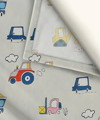Wheels on the Go Kids Flat Bedsheet With Pillow Covers