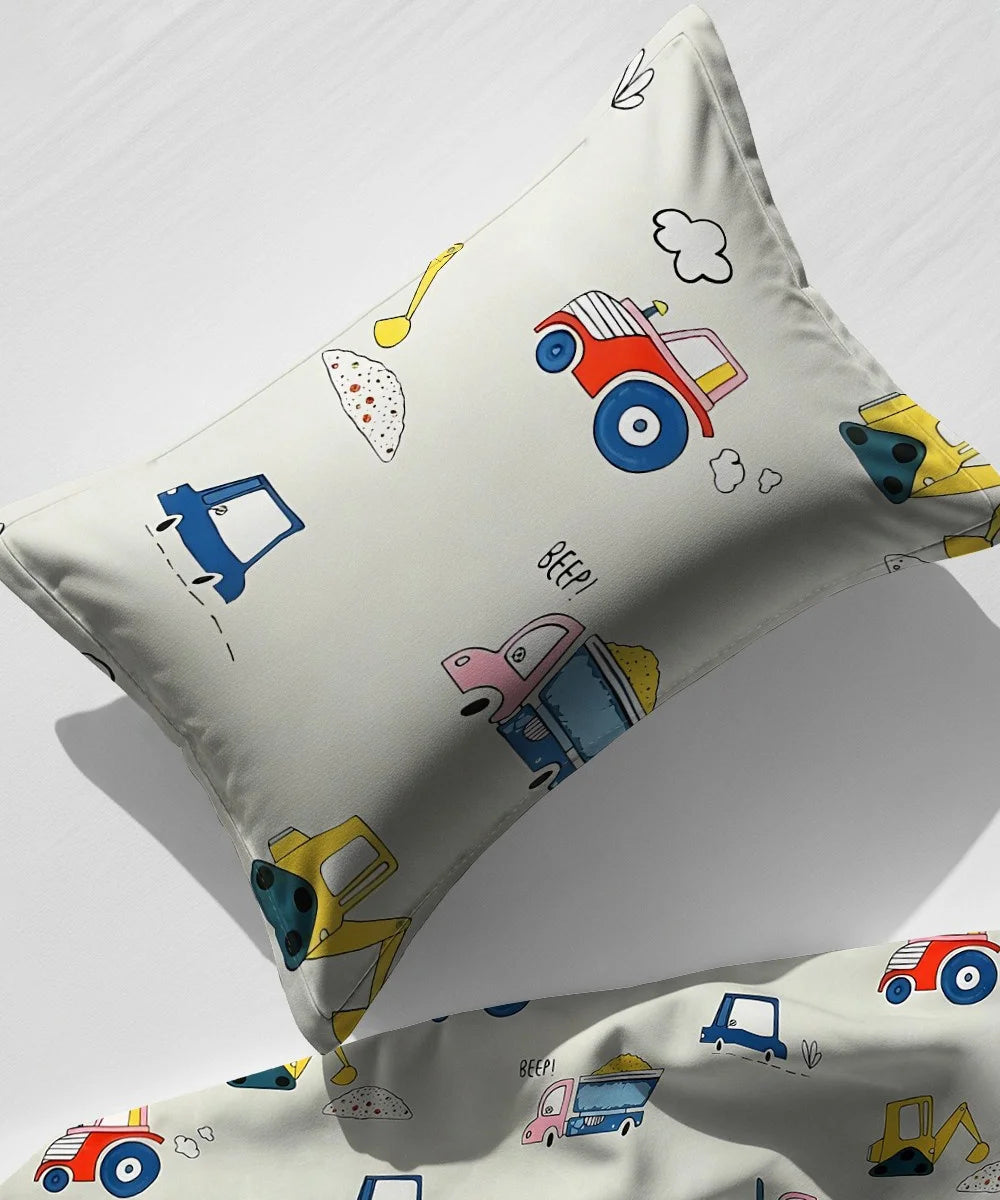 Wheels on the Go Kids Flat Bedsheet With Pillow Covers