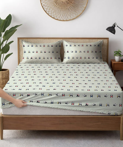 Cute Panda Print Kids Bedsheet With Pillow Covers