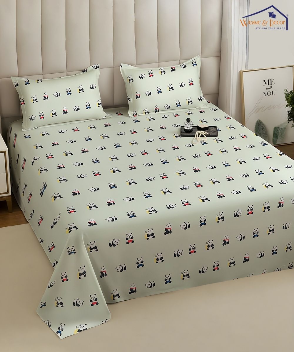 Cute Panda Print Kids Bedsheet With Pillow Covers