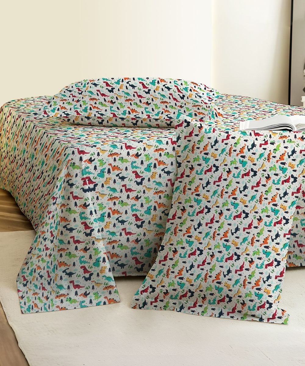 The Good Dinosaur Kids Bedsheet With Pillow Covers