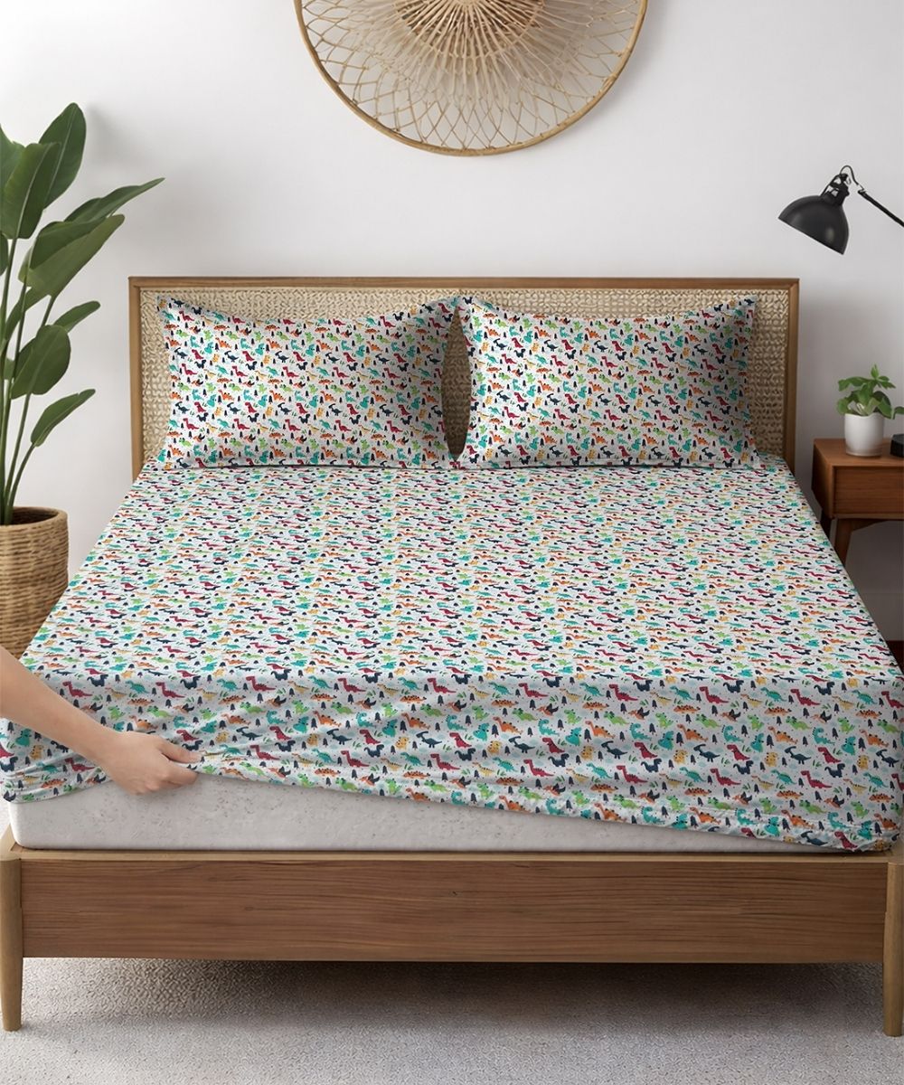 The Good Dinosaur Kids Bedsheet With Pillow Covers