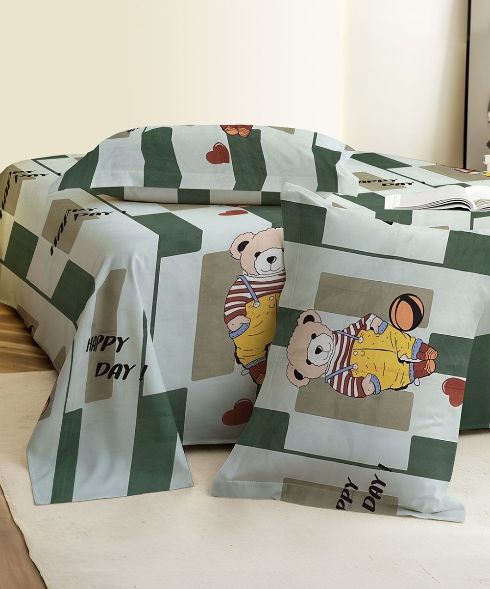 Bouncy Bear Kids Bedsheet With Pillow Covers