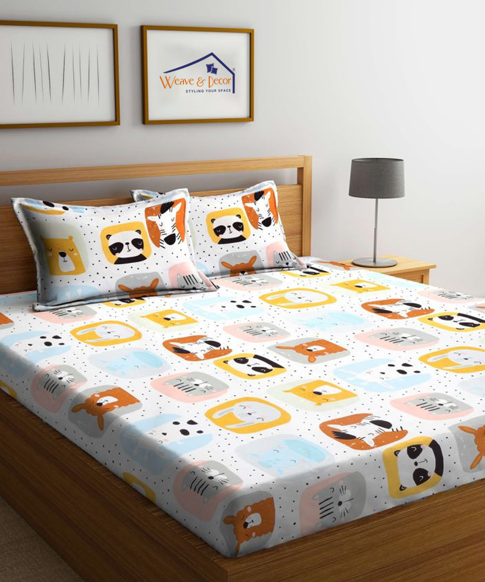 Cuddly Critters Kids Flat Bedsheet With Pillow Covers