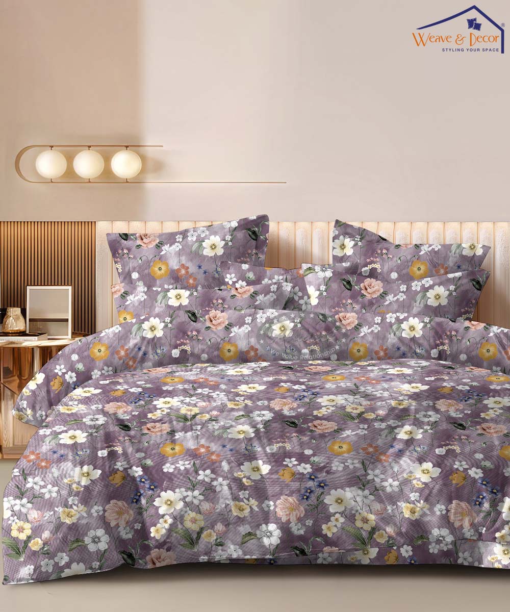 Lavender Bloom Quilt / Blanket / Razai / Duvet Covers