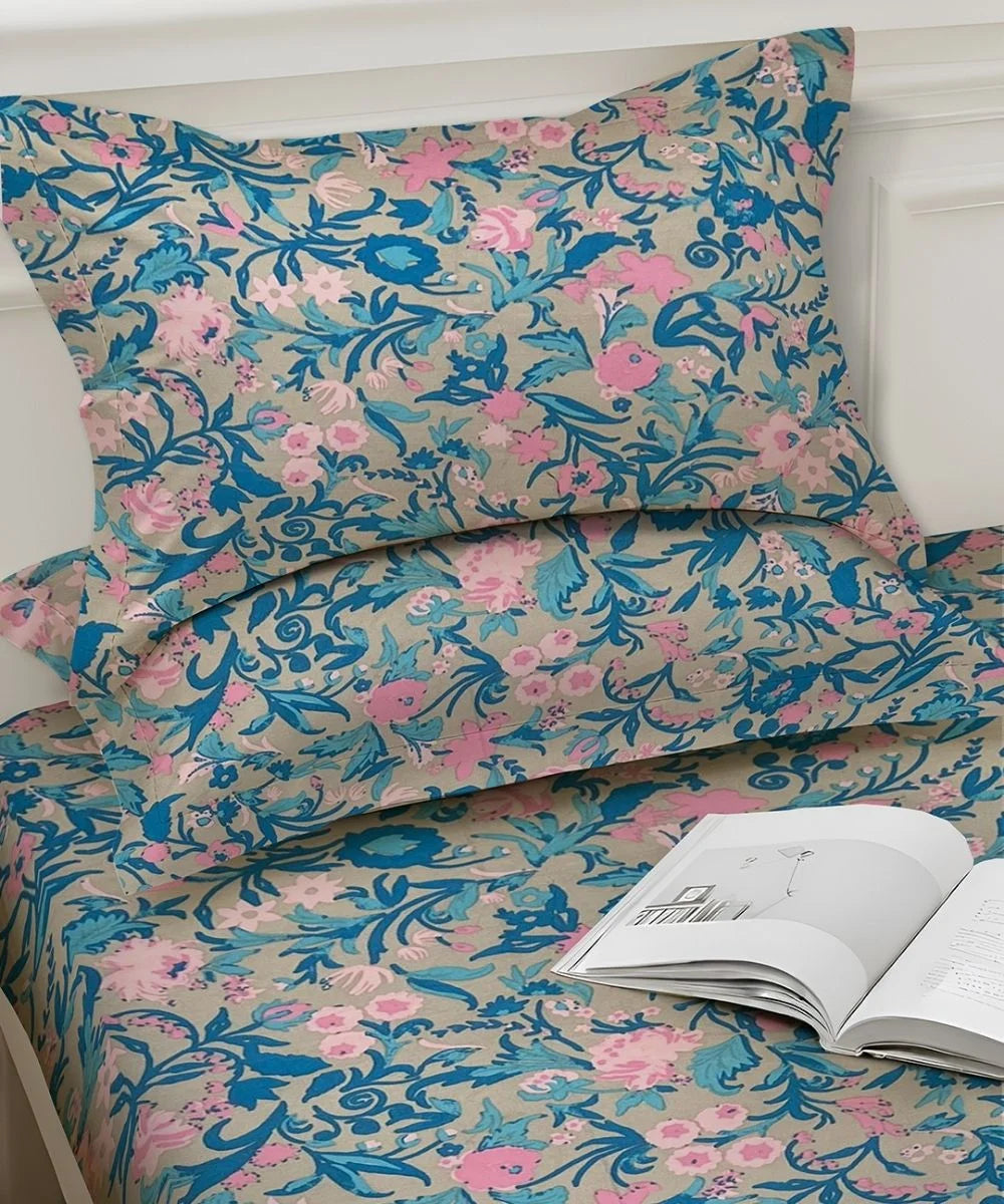 Pastel Garden Bliss Cotton Double Bedsheet with Pillow Covers