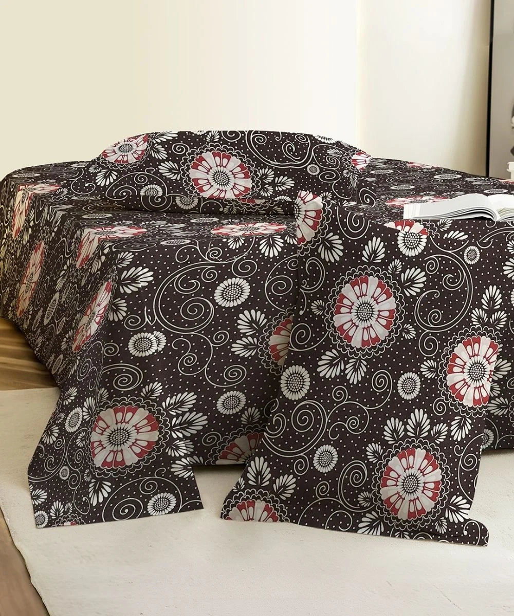Midnight Floral Swirl Cotton Double Bedsheet with Pillow Covers