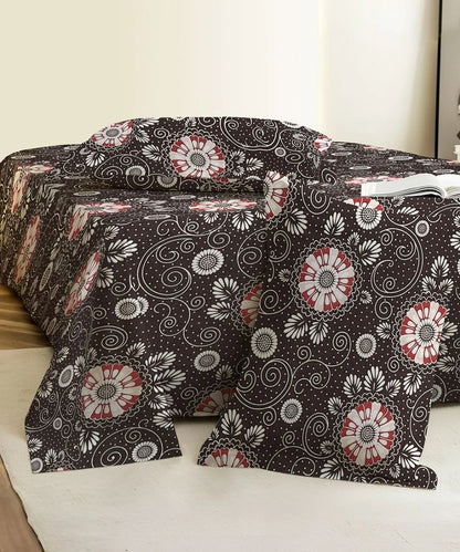 Midnight Floral Swirl Cotton Double Bedsheet with Pillow Covers