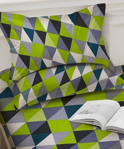 Vivid Geo Harmony – 130 GSM Cotton Fitted Bedsheet With Pillow Cover