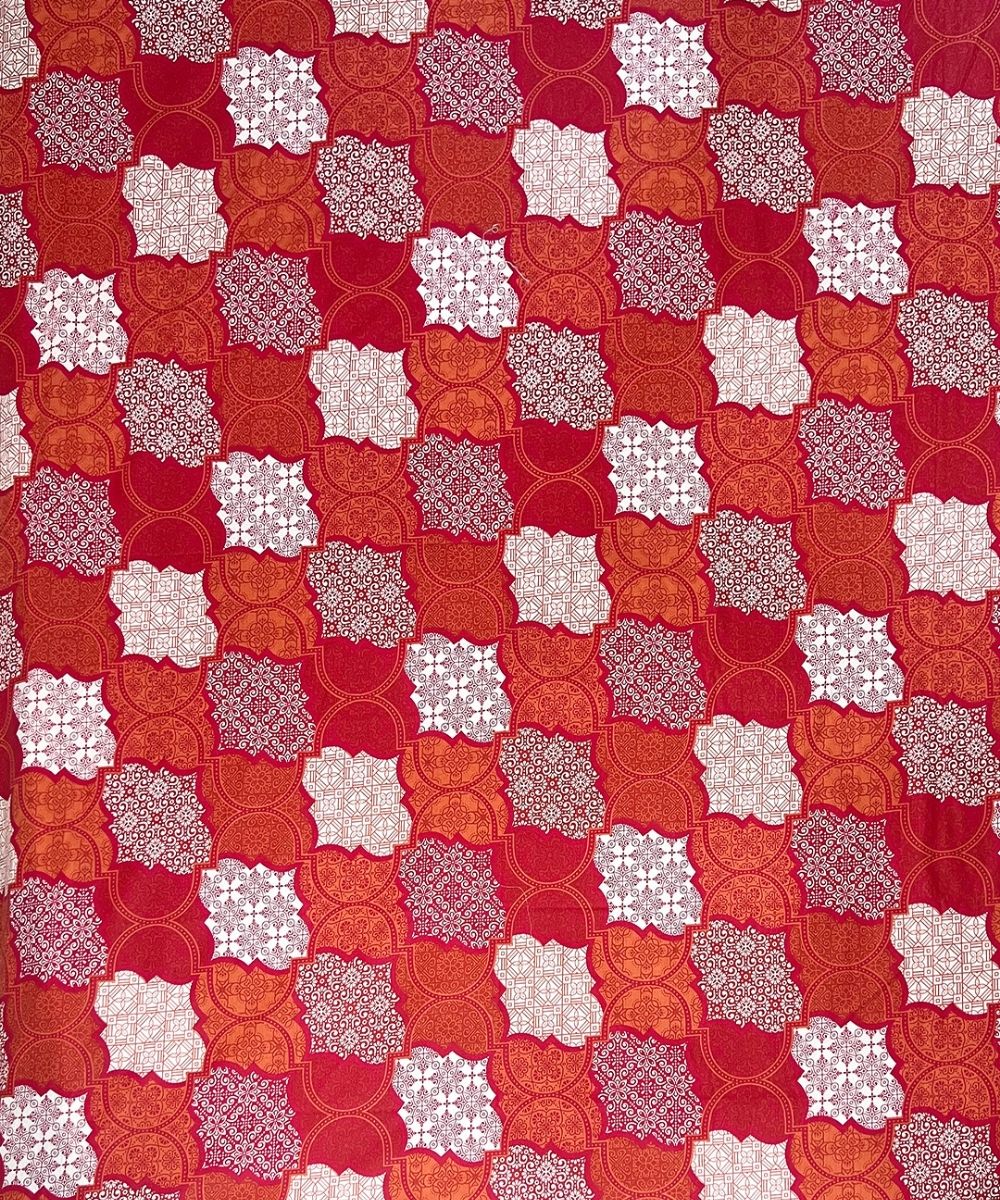 Crimson Mosaic Elegance – 130 GSM Cotton Fitted Bedsheet With Pillow Cover