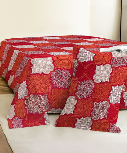 Crimson Mosaic Elegance – 130 GSM Cotton Fitted Bedsheet With Pillow Cover