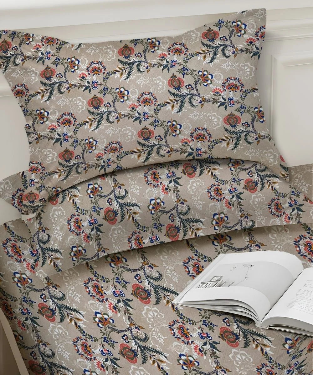 Beige Floral Trail Cotton Double Bedsheet with Pillow Covers