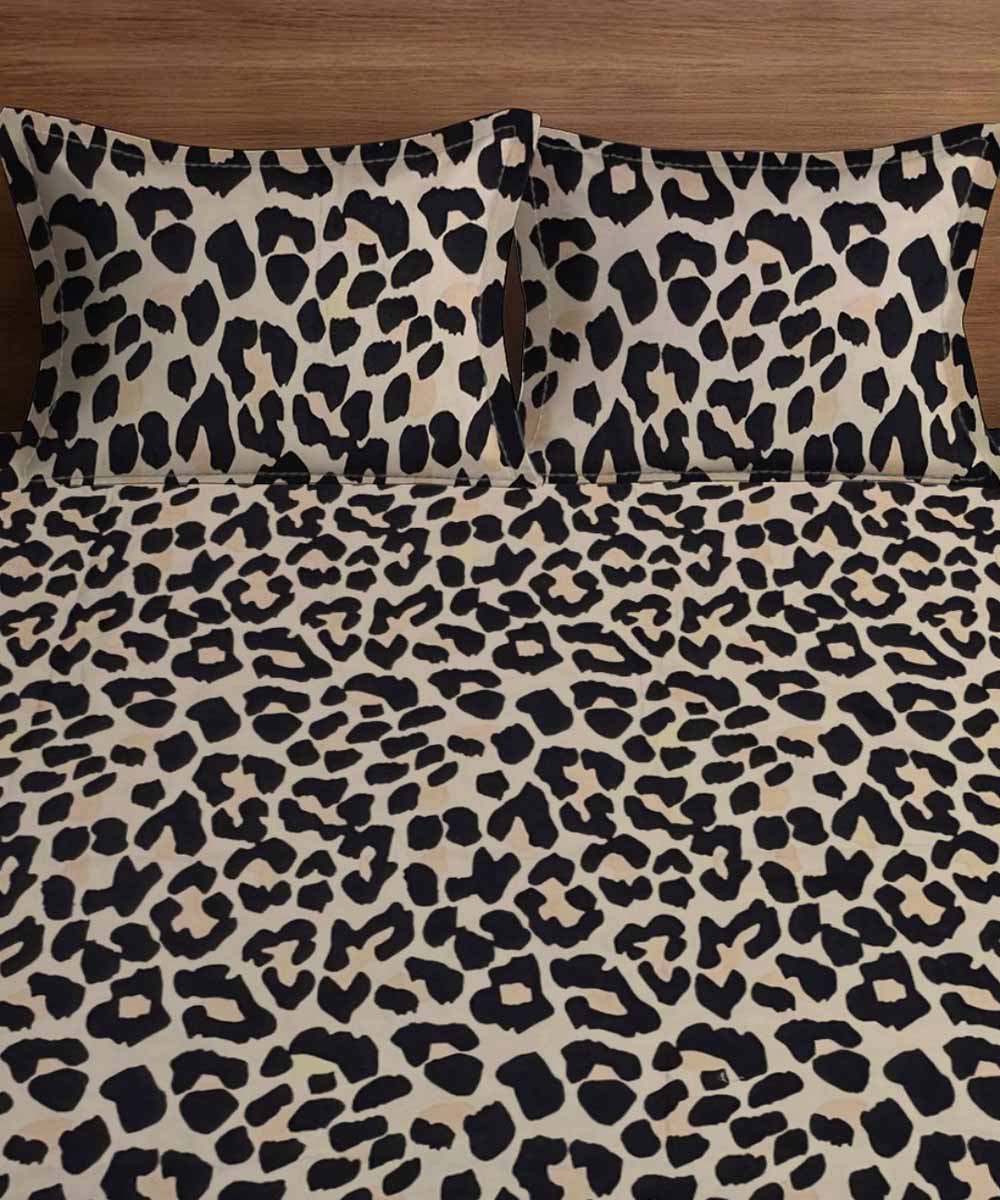 animal print bedsheet 