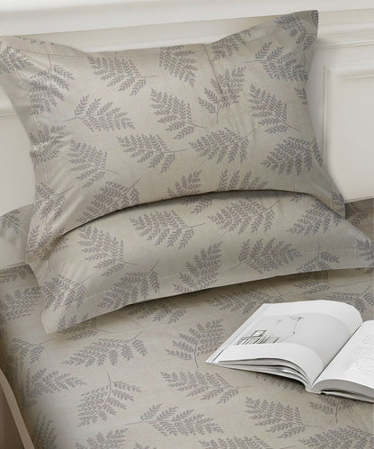 Whispering Ferns Bedsheet With Pillow Covers