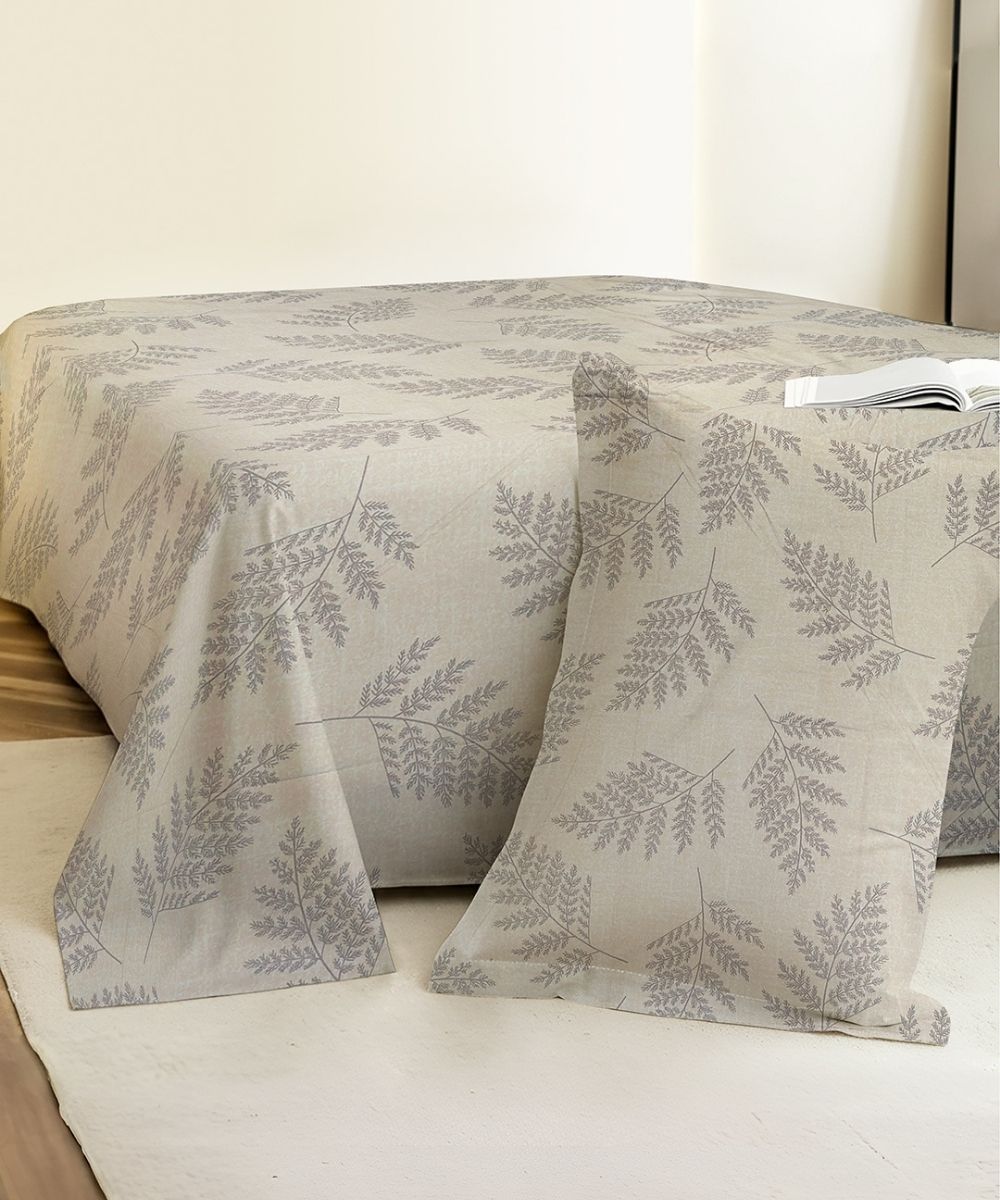 Whispering Ferns Bedsheet With Pillow Covers