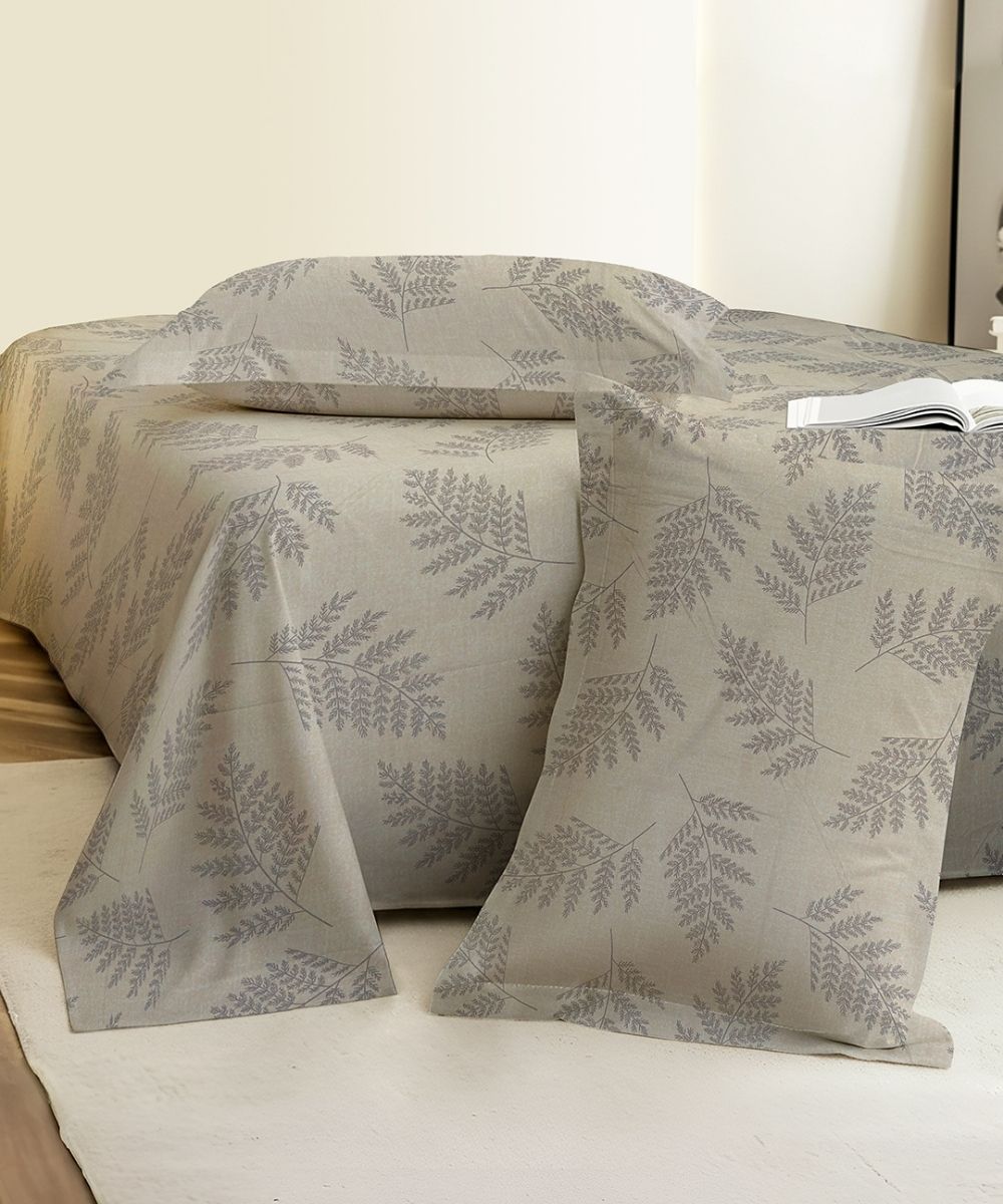 Whispering Ferns Bedsheet With Pillow Covers