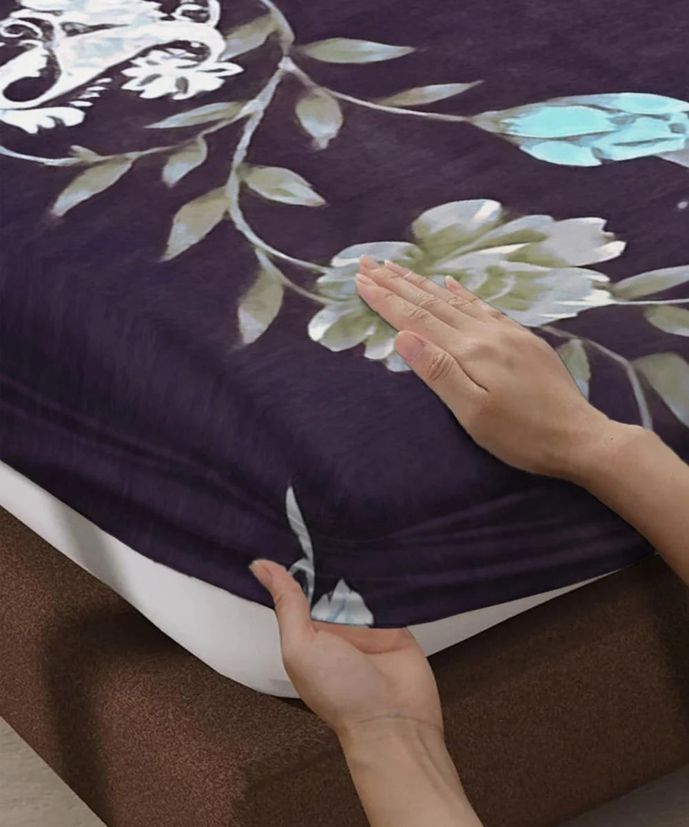 Noir EleganceKing Size Bedsheet With 2 Pillow Cover