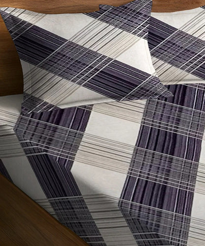 Classic Checkered Flat Bedsheet With Pillow Covers