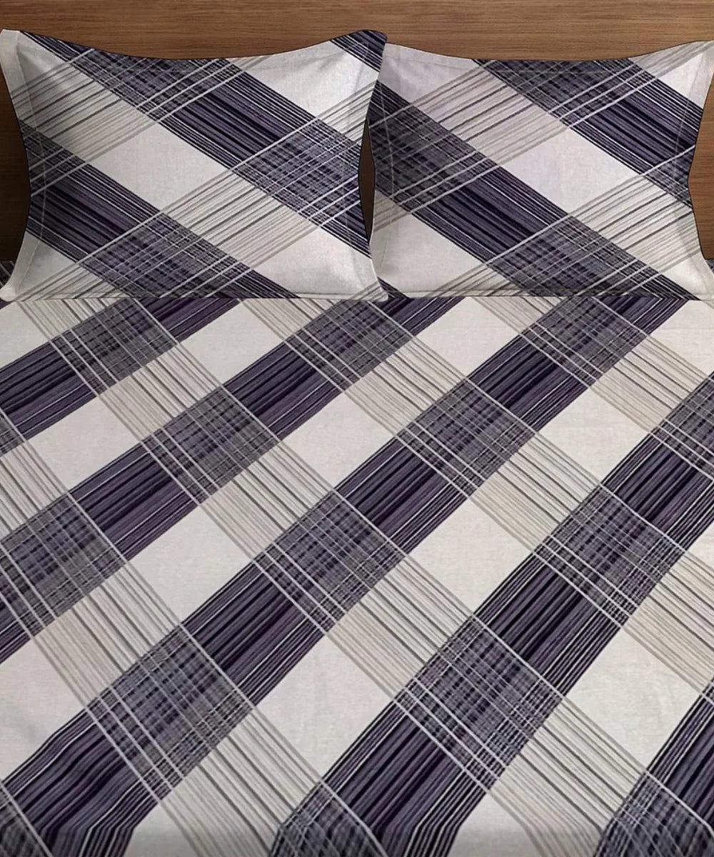 Classic Checkered Flat Bedsheet With Pillow Covers