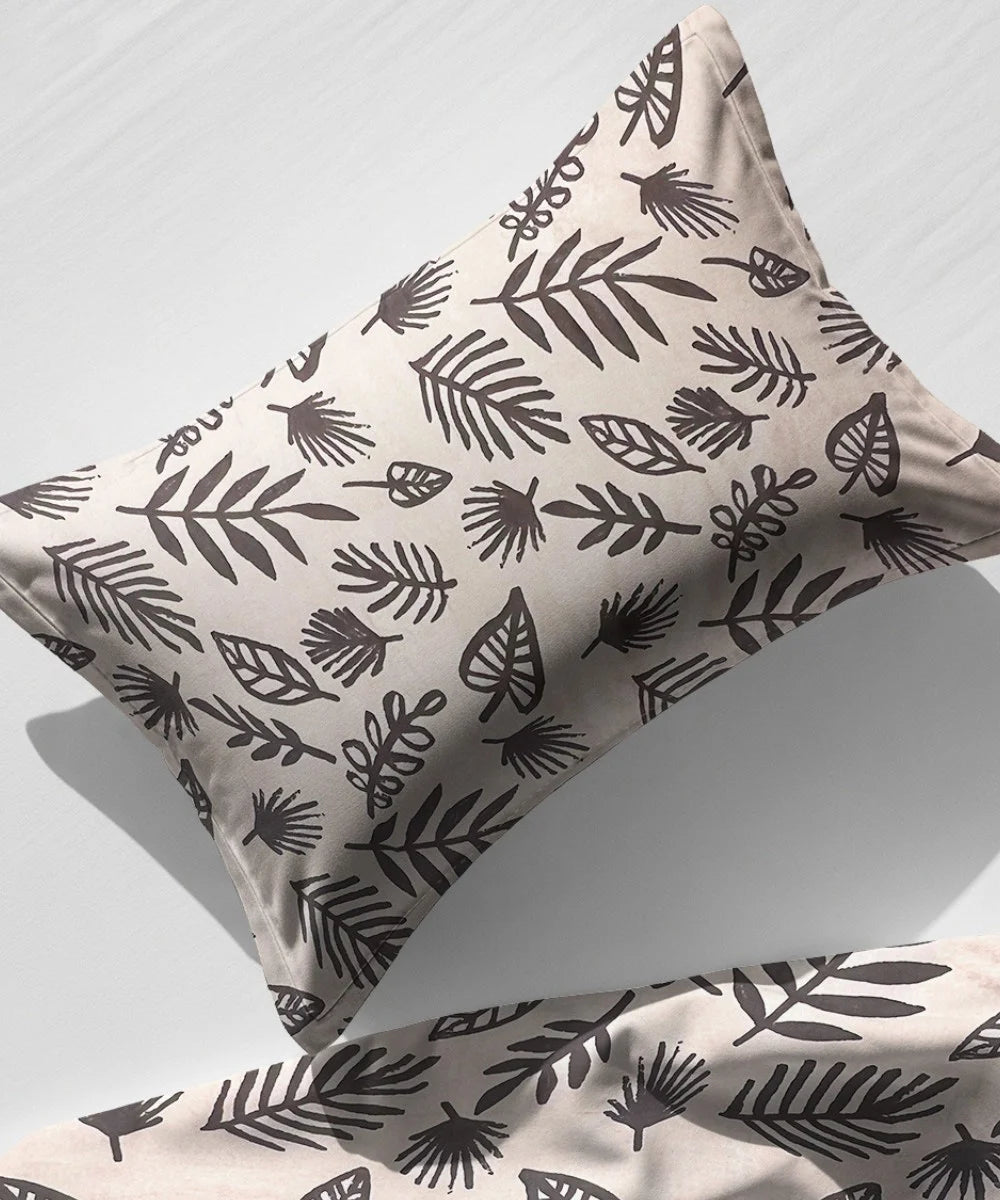 Earthy LeafKing Size Bedsheet With 2 Pillow Cover
