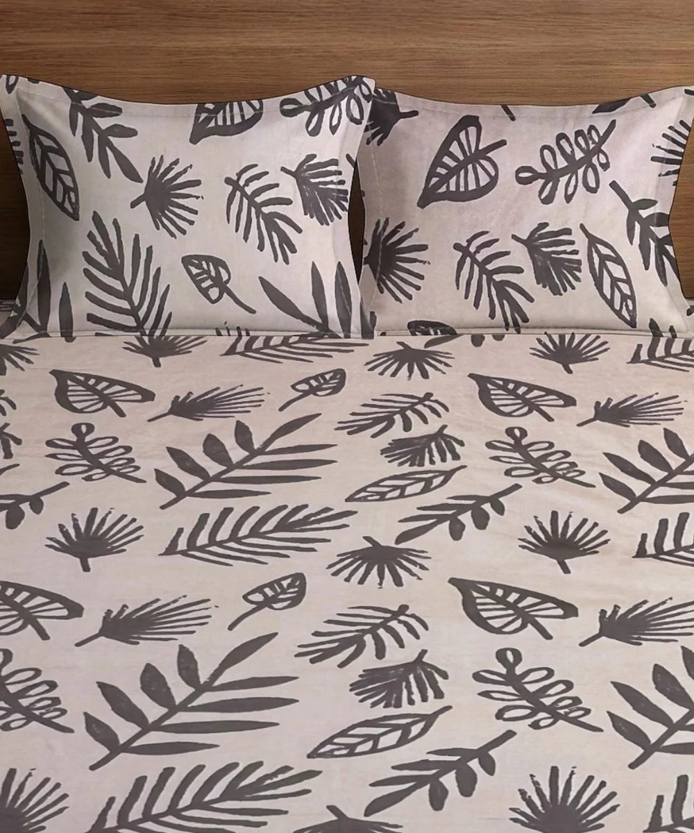 Earthy LeafKing Size Bedsheet With 2 Pillow Cover