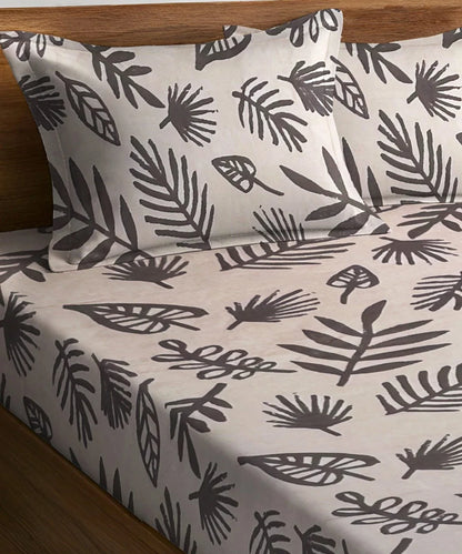 Earthy LeafKing Size Bedsheet With 2 Pillow Cover