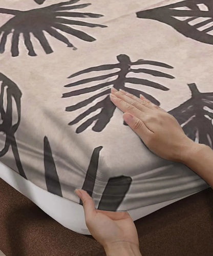 Earthy LeafKing Size Bedsheet With 2 Pillow Cover