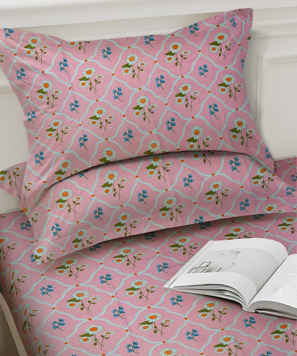 Daisy Blush  Stripe Bedsheet With Pillow Covers