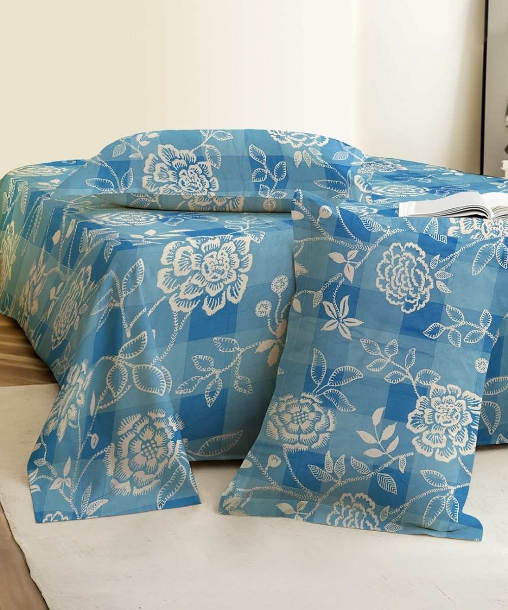 Indigo Garden Bedsheet With Pillow Covers