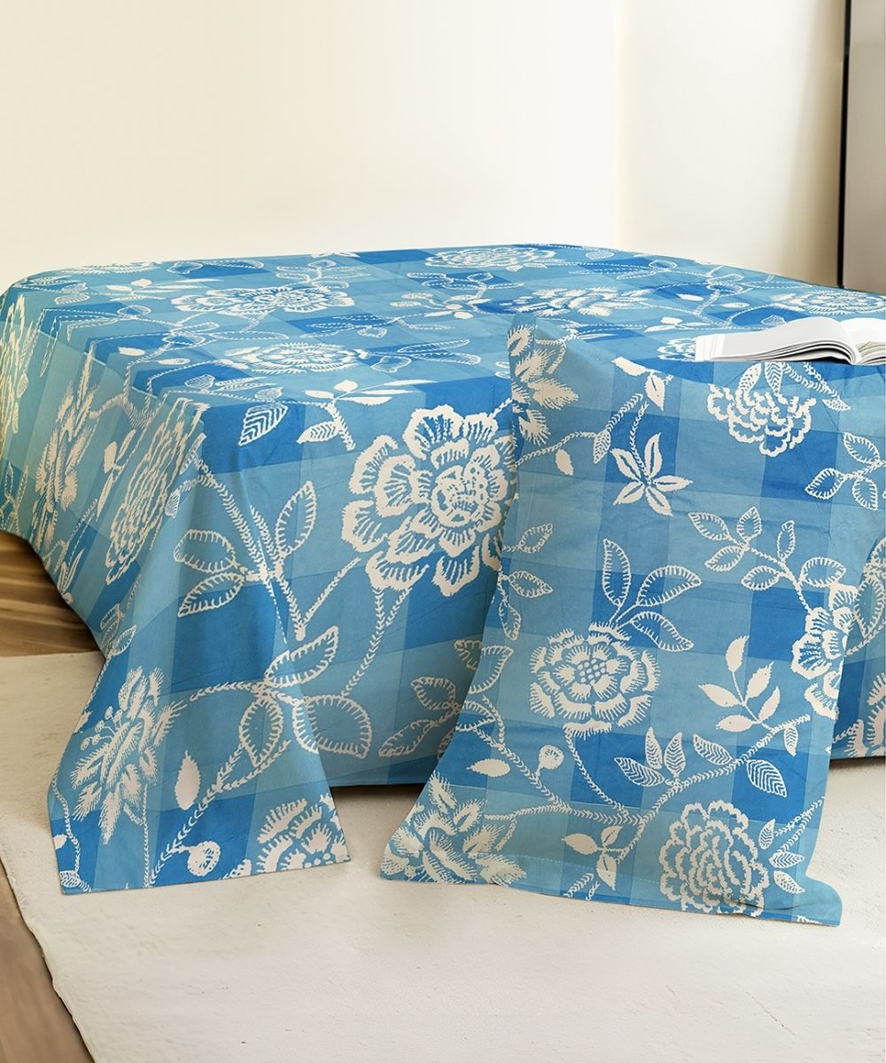Indigo Garden Bedsheet With Pillow Covers