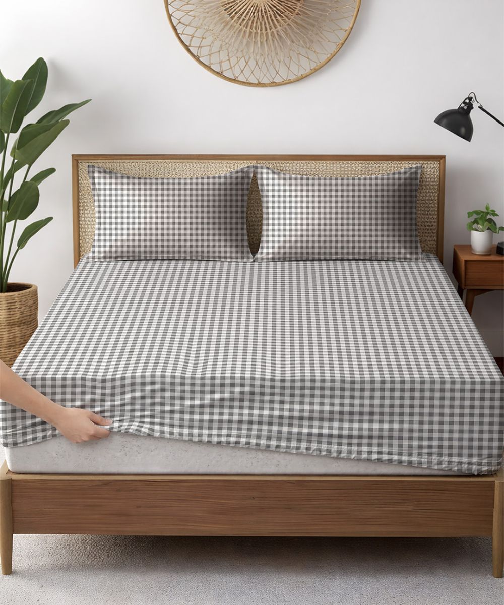 Sage Gingham Bedsheet With Pillow Covers