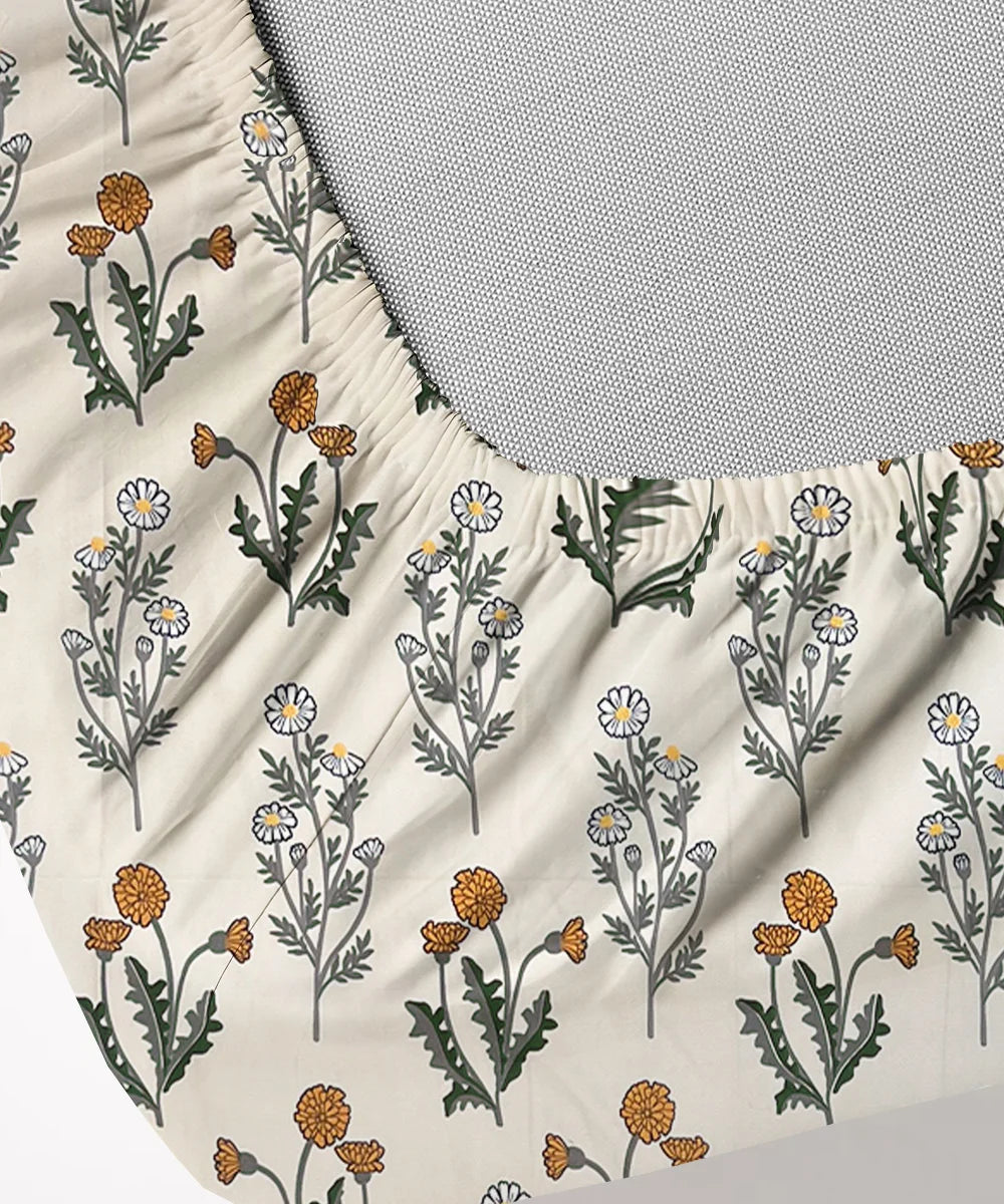 Pretty Floral Fitted Bedsheet With Pillow Cover