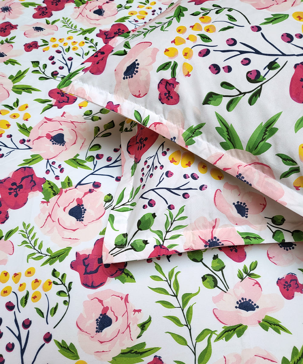 Multi Color Floral Flat Double Bedsheet With 2 Pillow Covers