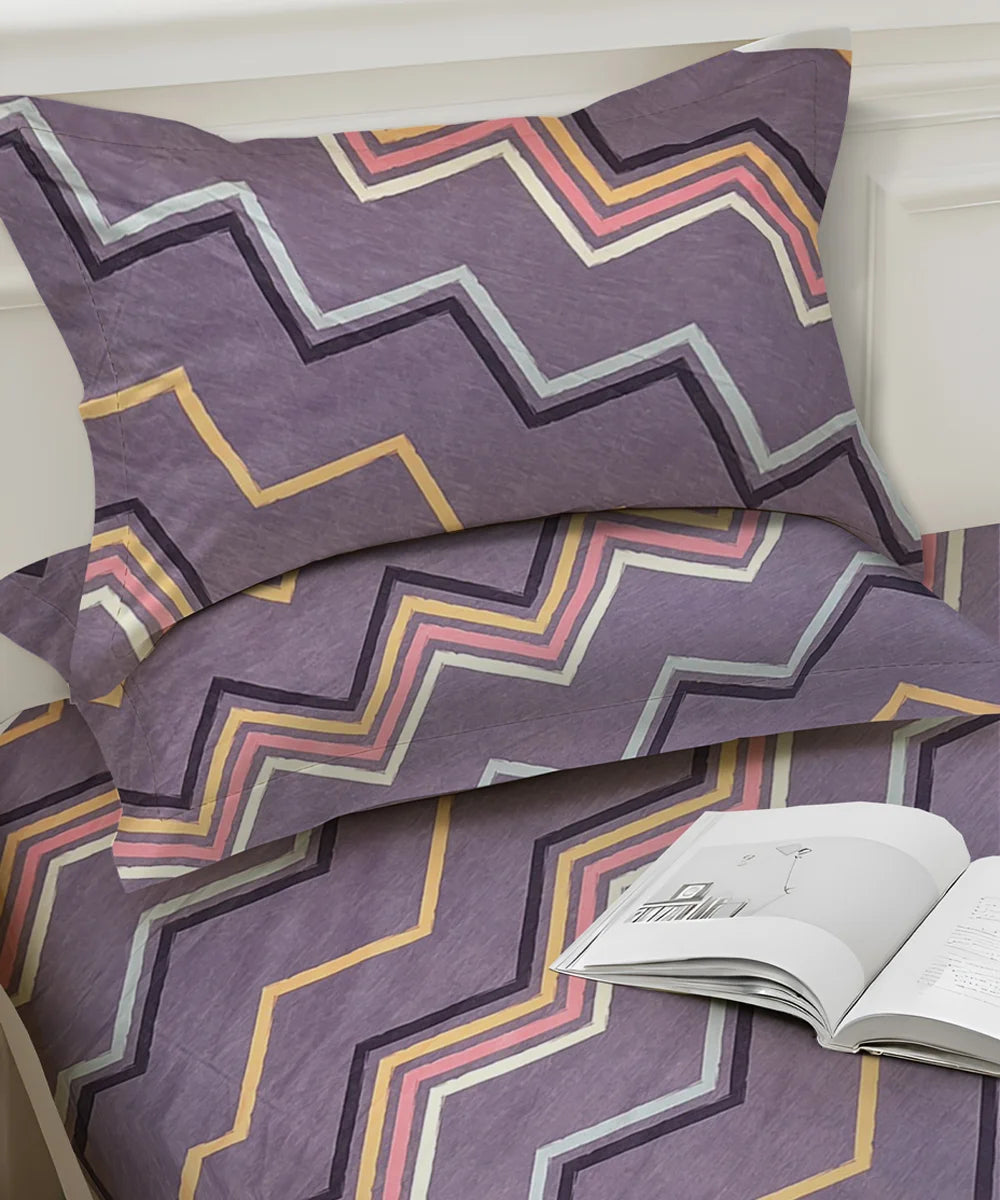 Purple Zigzag King Size Bedsheet With 2 Pillow Covers