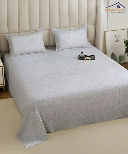 Light Grey Geometric Flat Double Bedsheet With 2 Pillow Covers